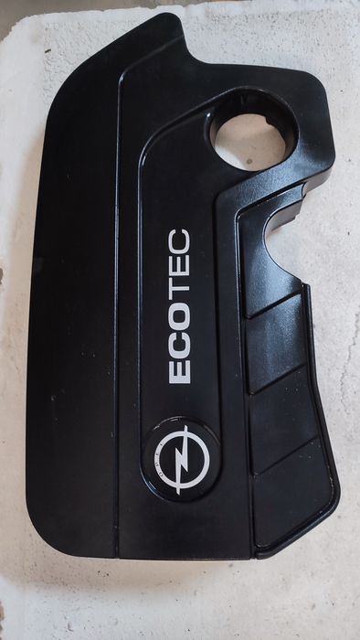 osłona pokrywy silnika Opel Meriva 2015