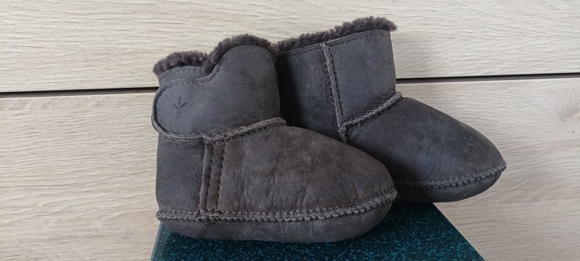 Emu buty niechodki Baby Bootle rozmiar 12-18 miesięcy Chocolate