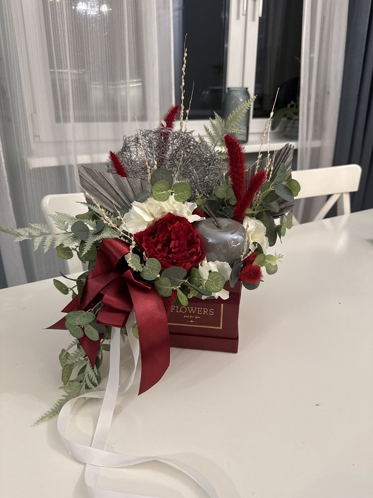 Flower box bordowy