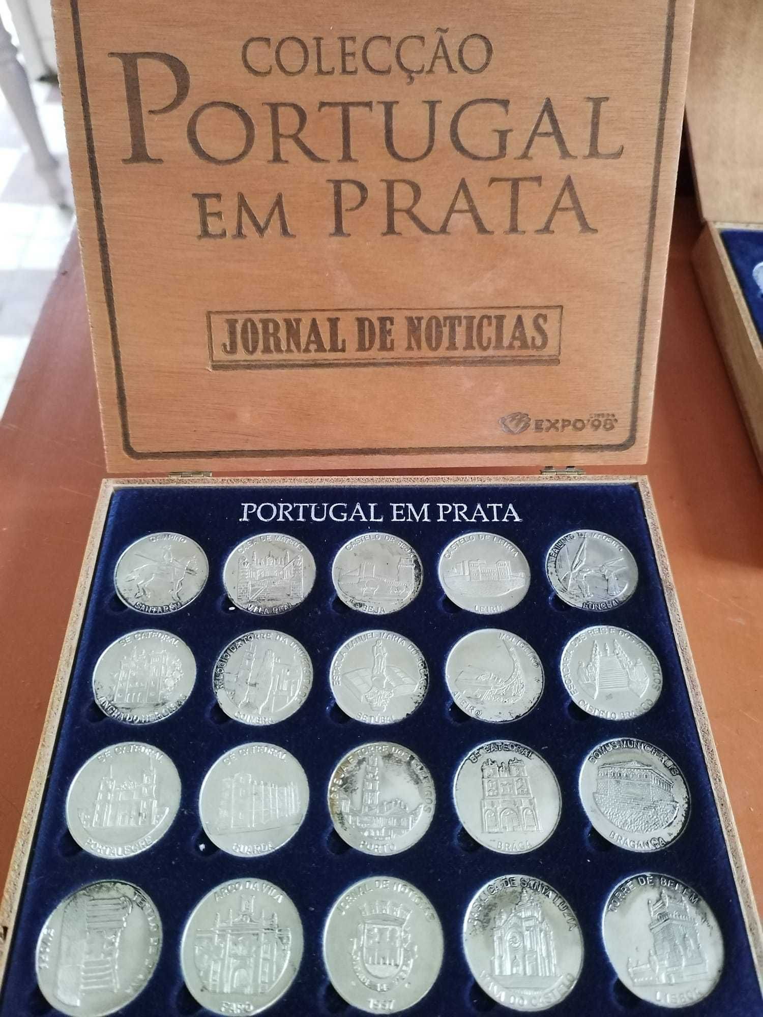 Portugal e Descobrimentos - 2 coleções de Medalhas em prata