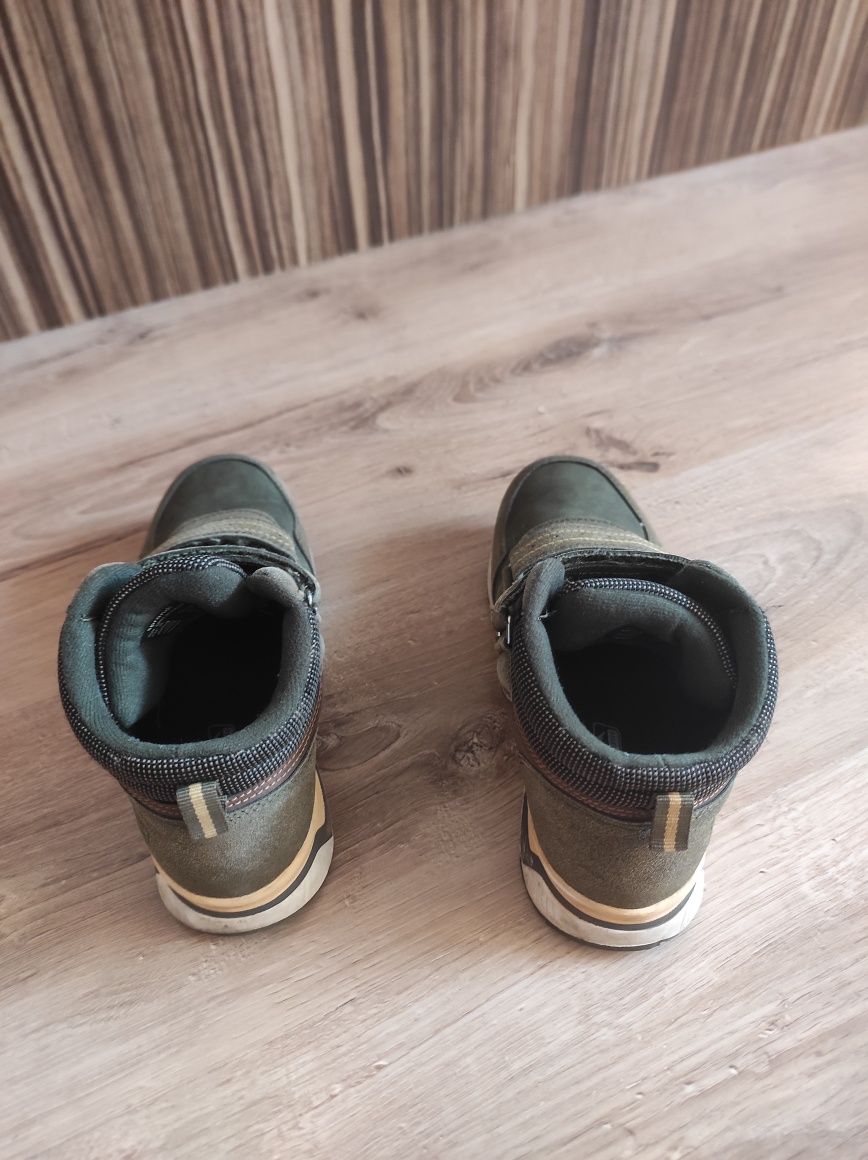 Buty chłopięce przejściowe r. 35