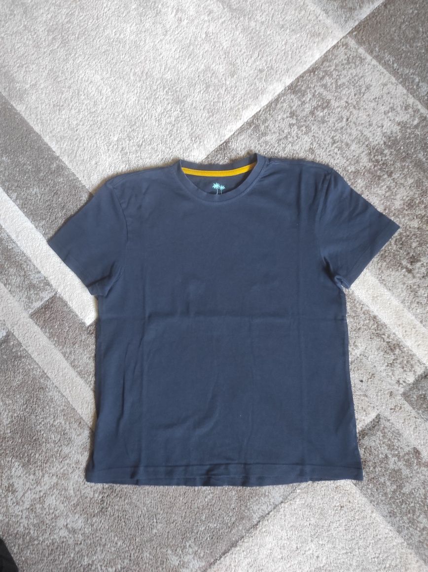 T-shirt chłopięcy 146/152