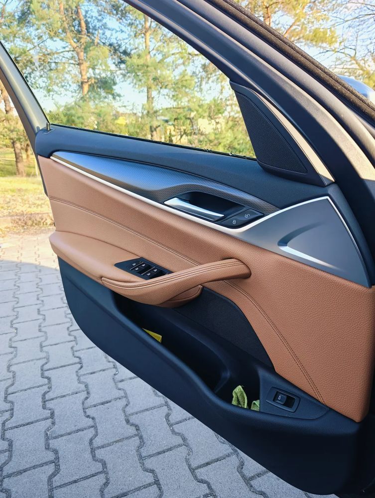 BMW Seria 5 BMW seria 5 Xdrive Cesja leasingu. Pierwszy właściciel M pakiet