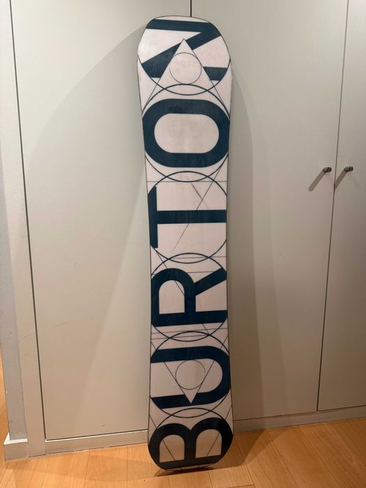 Burton Custom Flying V 154