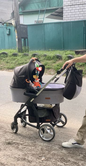 Продам візочок 2 в 1