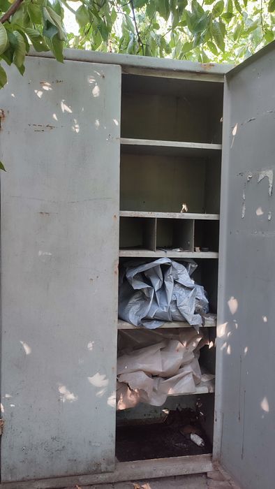 Металлический шкаф, для инвентаря, стройматериалов или другое