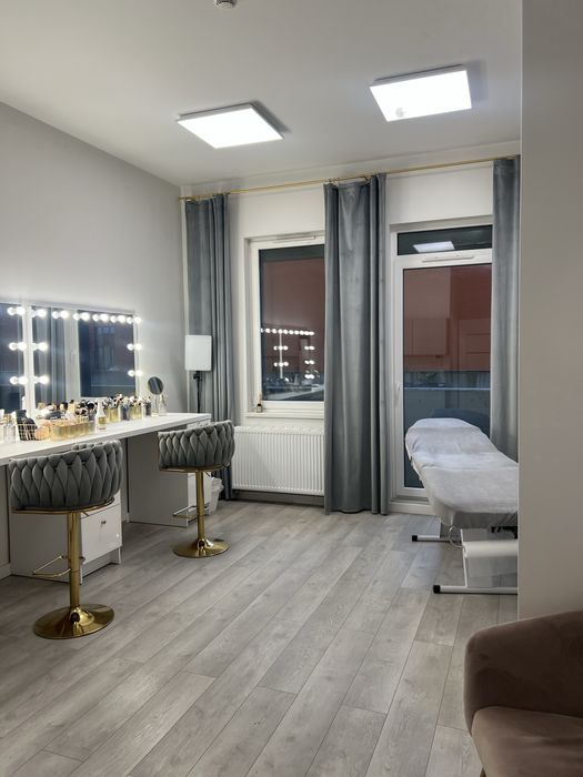 LOKAL GABINET do wynajęcia od stycznia.