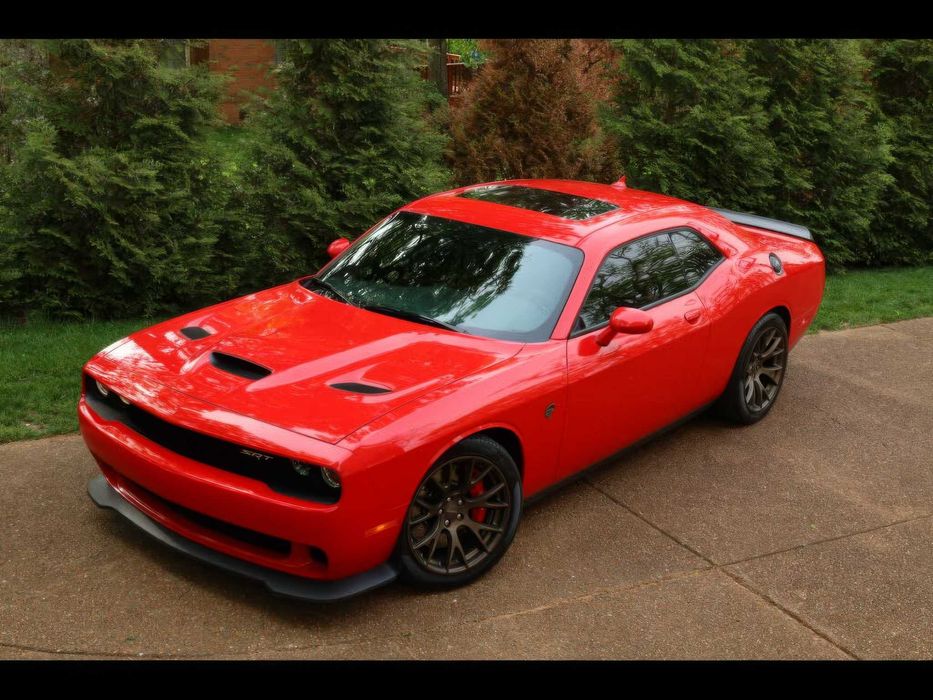 Dodge Challenger SRT Hellcat      2017