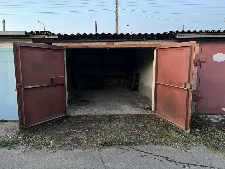 Оренда гаража в кооперативі ДАЧНИЙ