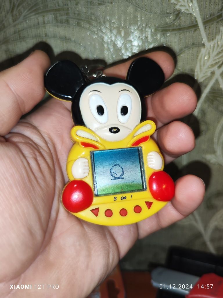 Продам игрушка Тамагочи