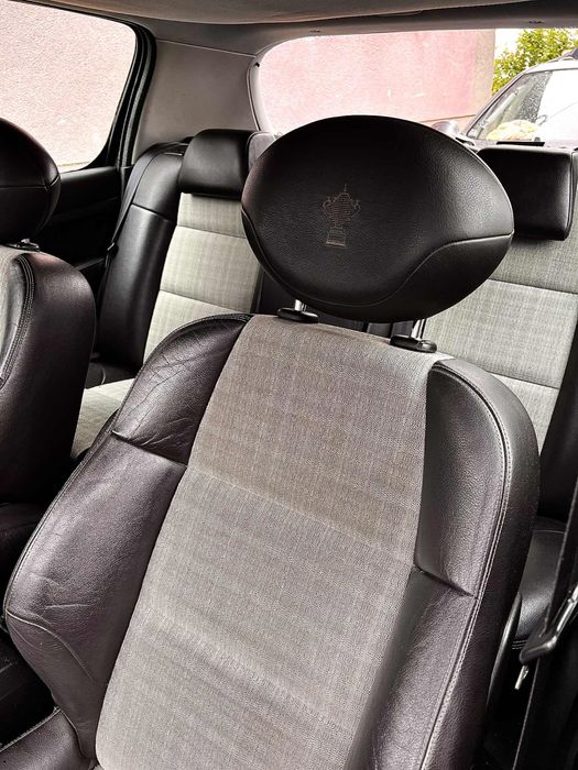 Fotele peugeot 307