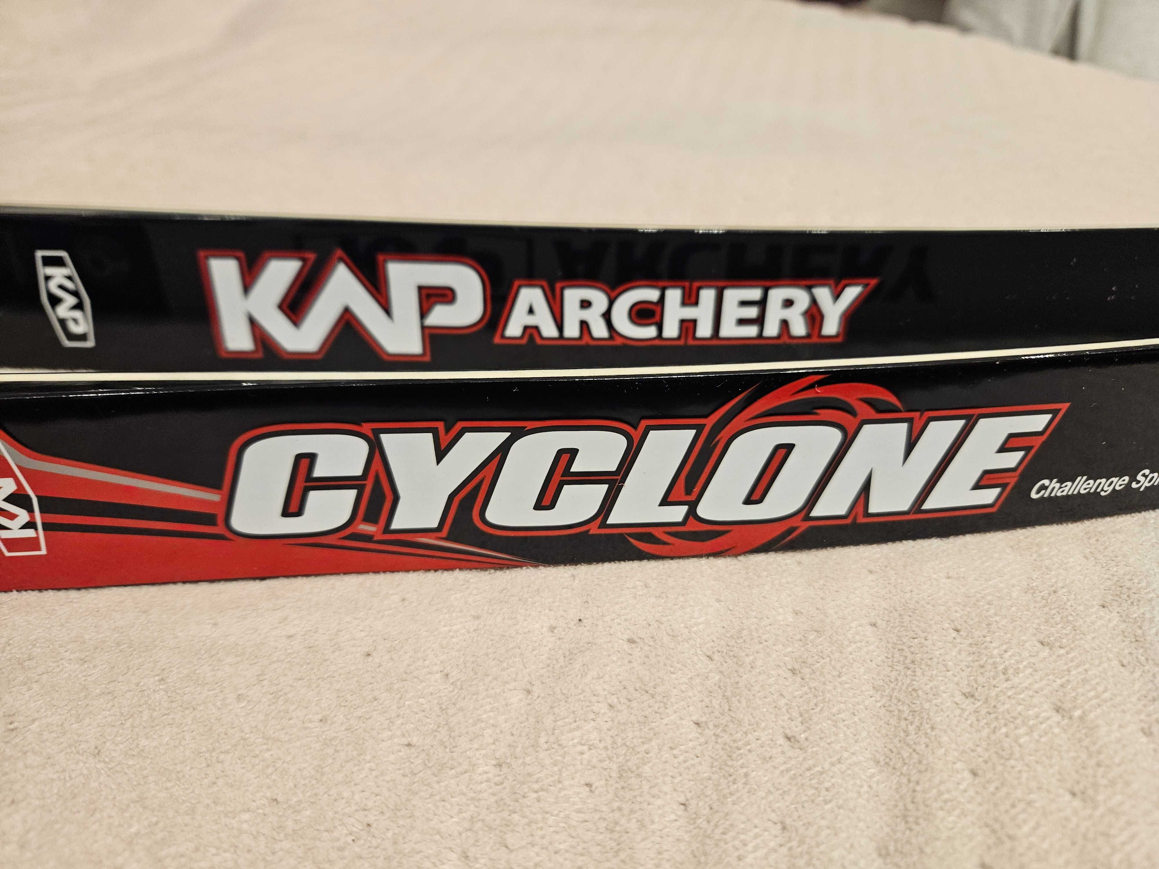 Ramiona KAP Cyclone Carbon sportowe ILF (pianka)