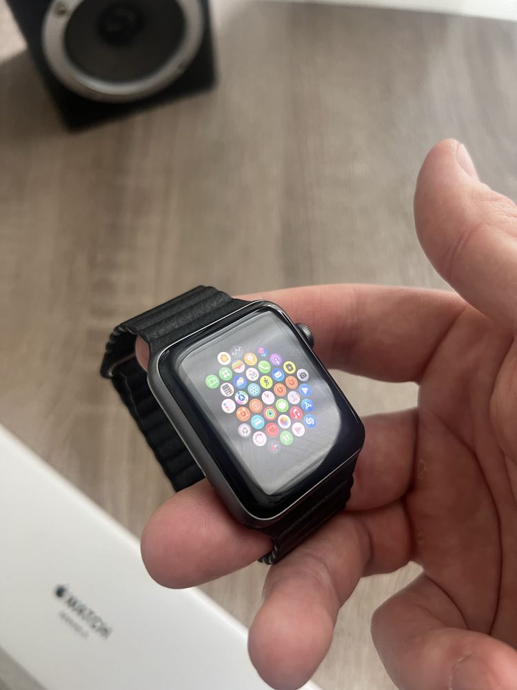 Apple watch series 3 42mm Space Gray