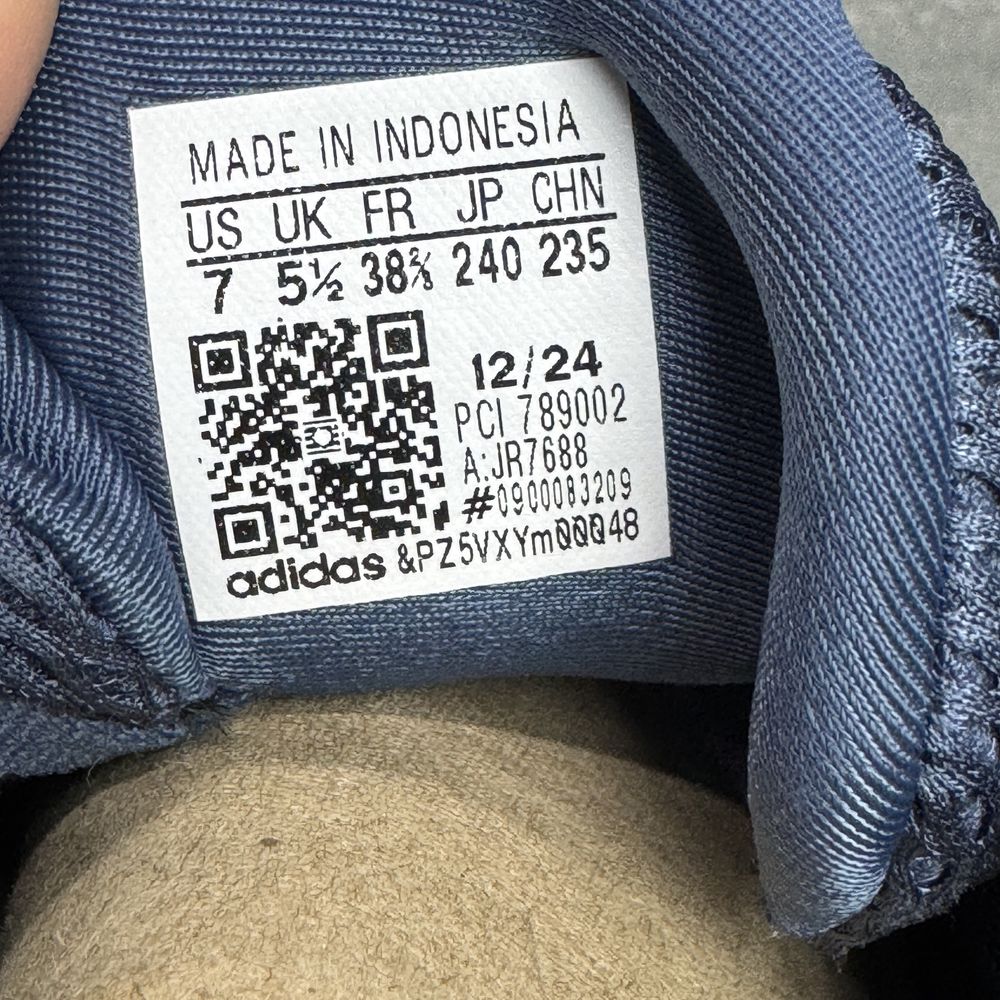 Бігові кросівки Adidas Supernova JR7688 ОРИГІНАЛ 100% 38.5 р