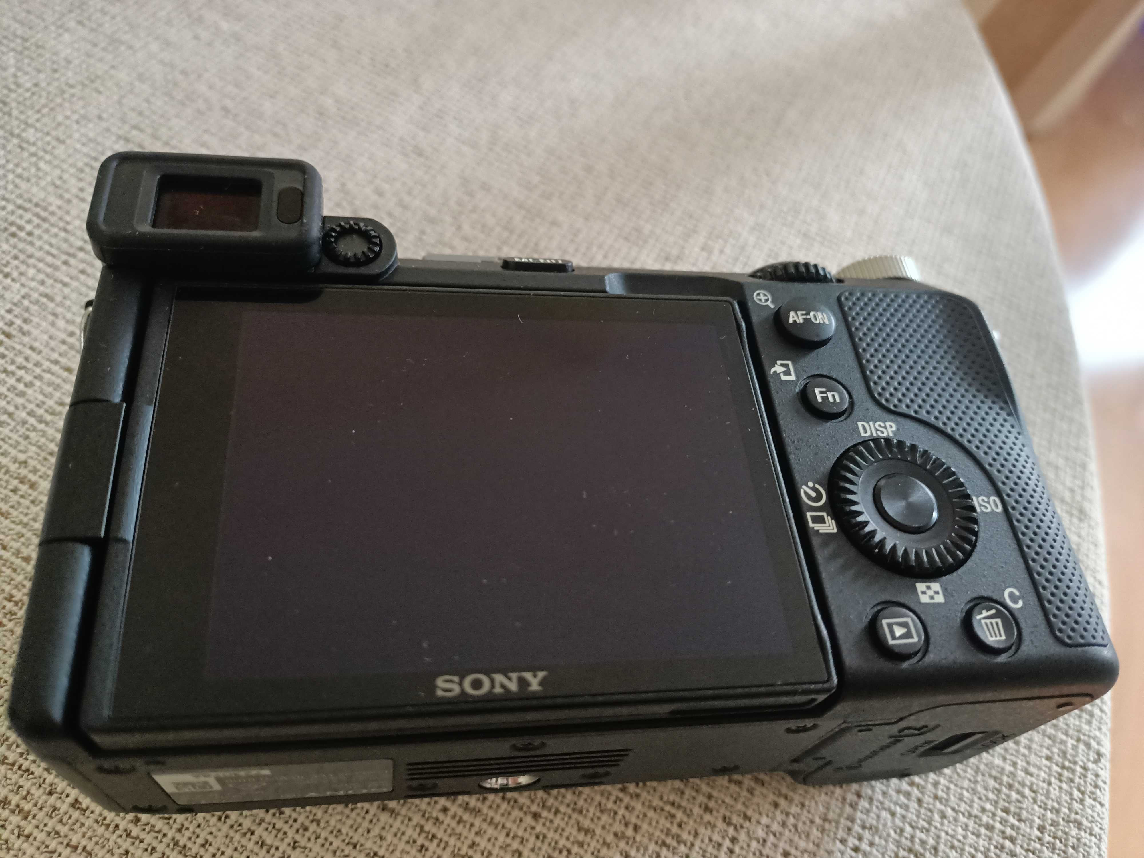 V' Kamera Sony a7C + SEL 85 f1.8 - gwarancja 2 lata