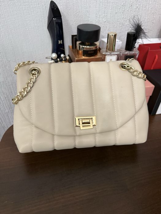 Нова бежева сумка