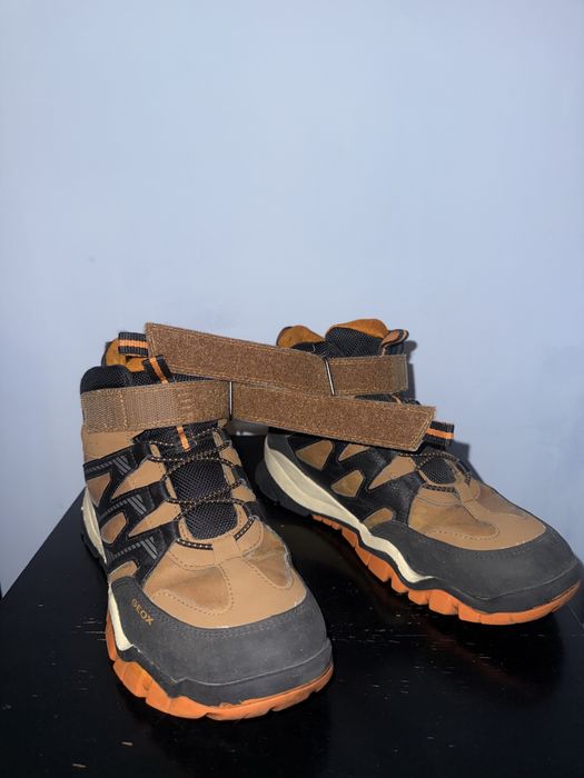 Ocieplane Sneakersy GEOX.