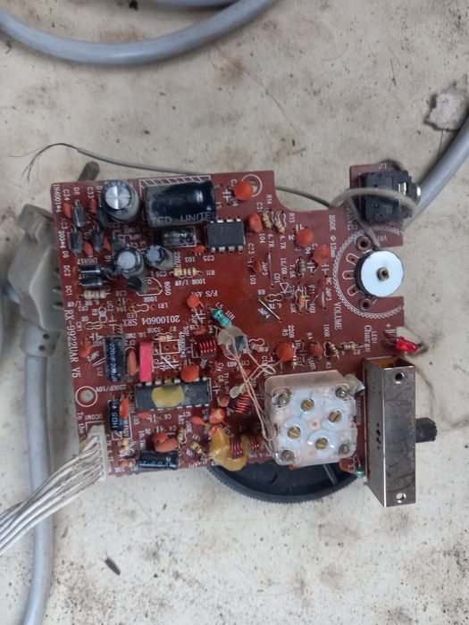 Плати з електрона