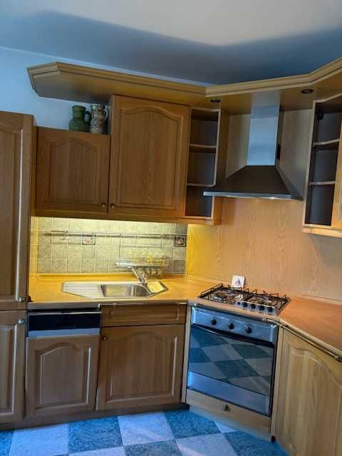 piękna kuchnia drewniana w stylu rustykalnym