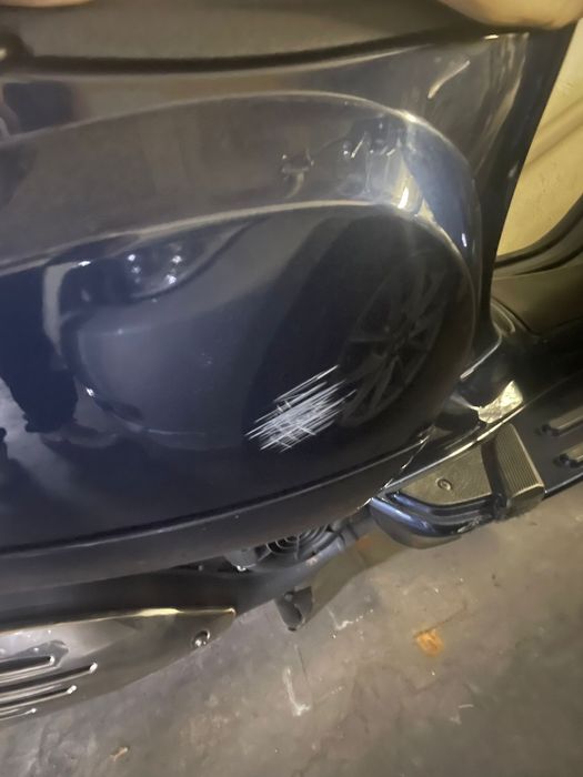 Vespa LXV 125 azul só 3000kms - ler anúncio