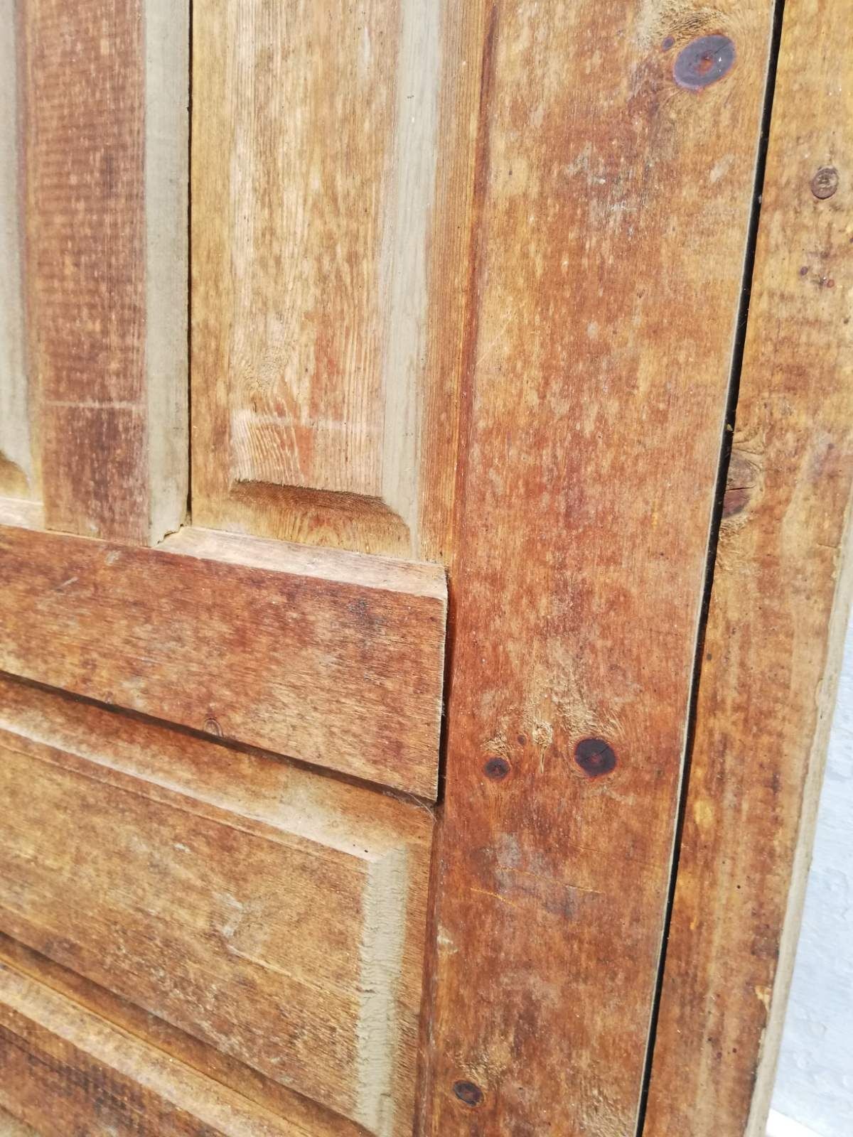 Двері дерев'яні вхідні