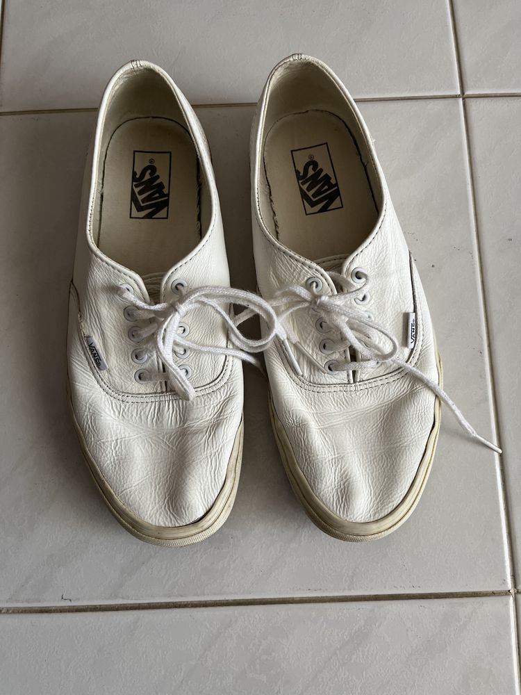 Vans originais Cabedal branco