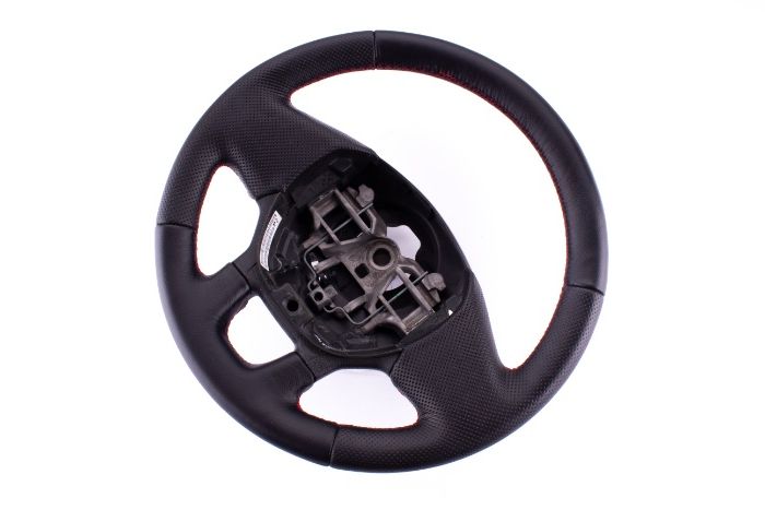 Kierownica Renault Trafic od 2014 do 2020 OBSZYTA NOWĄ SKÓRĄ PFI