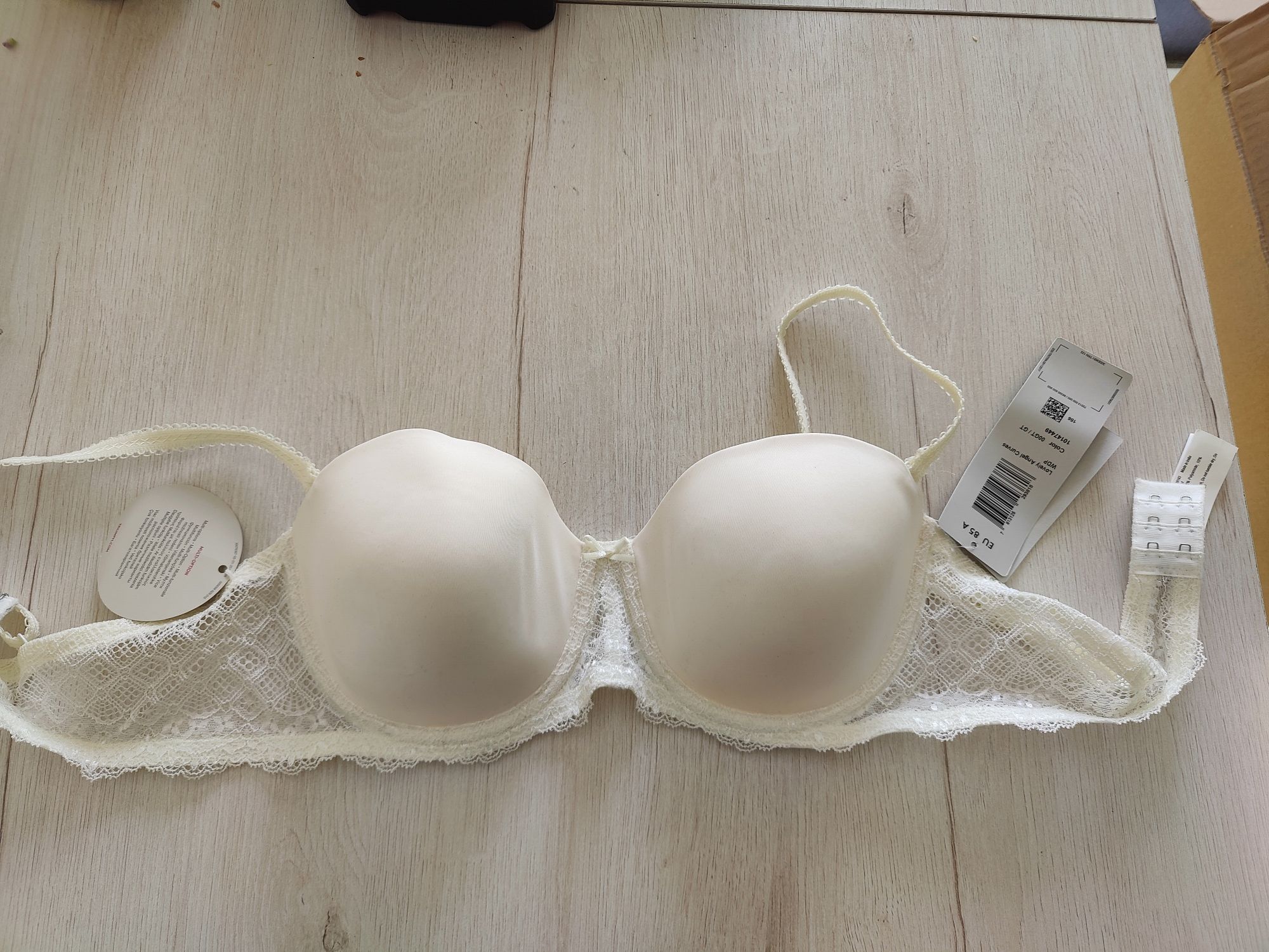 Triumph Lovely Angel Curves WDP 85A