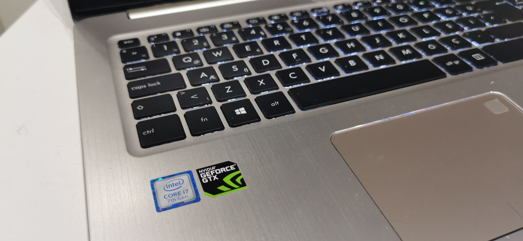 ASUS VivoBook Pro i7 16GB 240SSD+1TB idealny stan