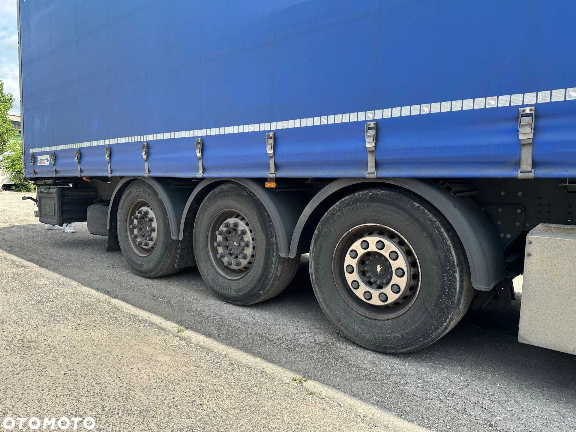 Schmitz Cargobull SCB S3T Schmitz / тентована / XL / 2X підйомні осі /