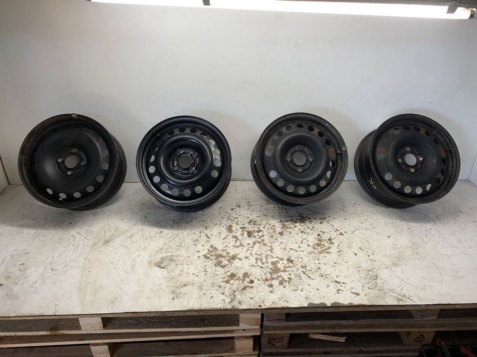 FELGA STALOWA KOMPLET 15 4X100 6J CENTR 56,5 ET 43 - 250.00 PLN -