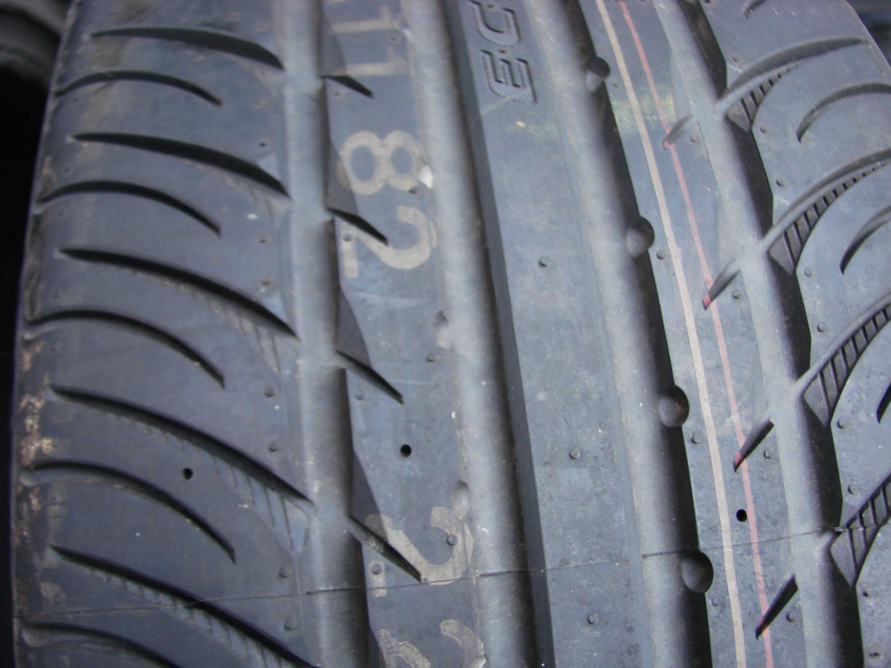 225 35 r 20  ECSTA 225/35/20