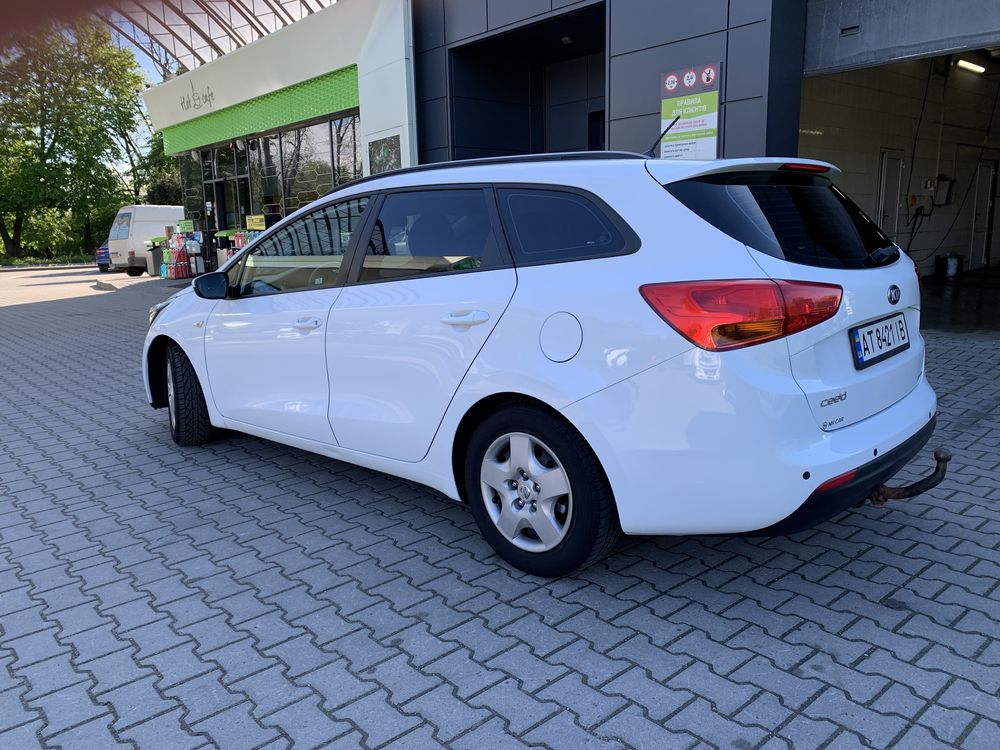 Kia Ceed 2013 року
