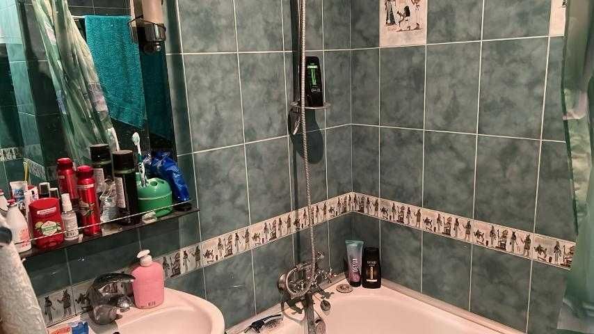 Продам 2-комнатную квартиру район Артёма