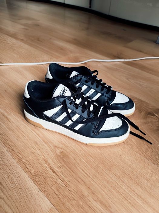 Adidas sneakersy 39 i 1/3