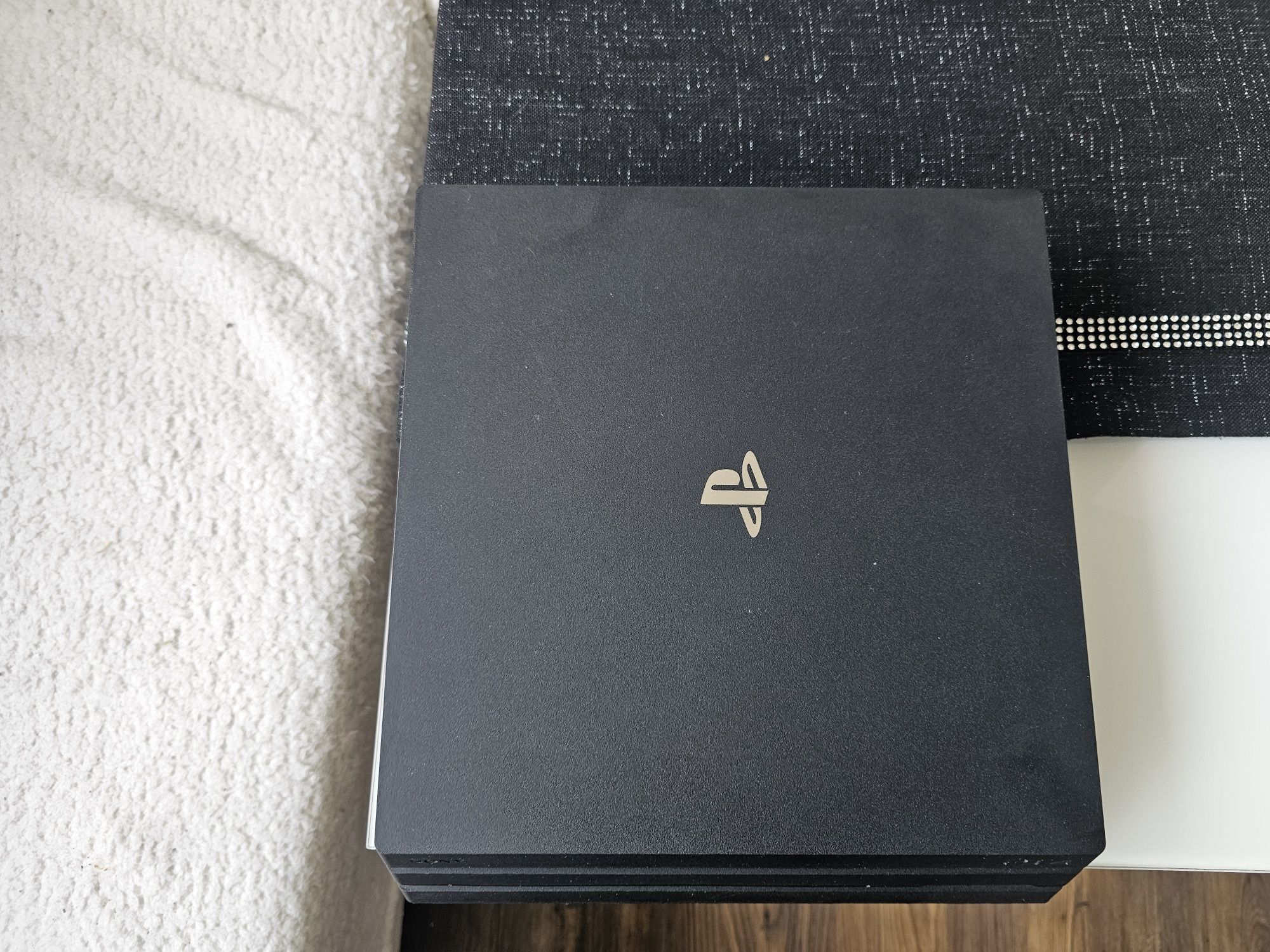 Konsola playstation 4 pro