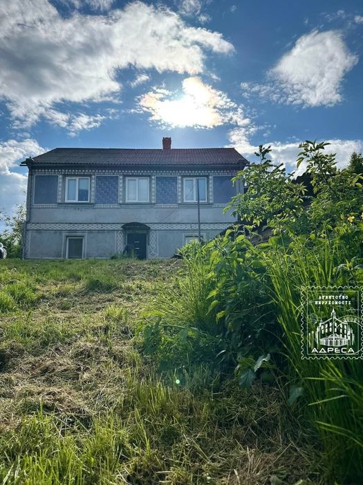 Будинок, 1.25 га землі (насадження фундука). Село Дермань 1