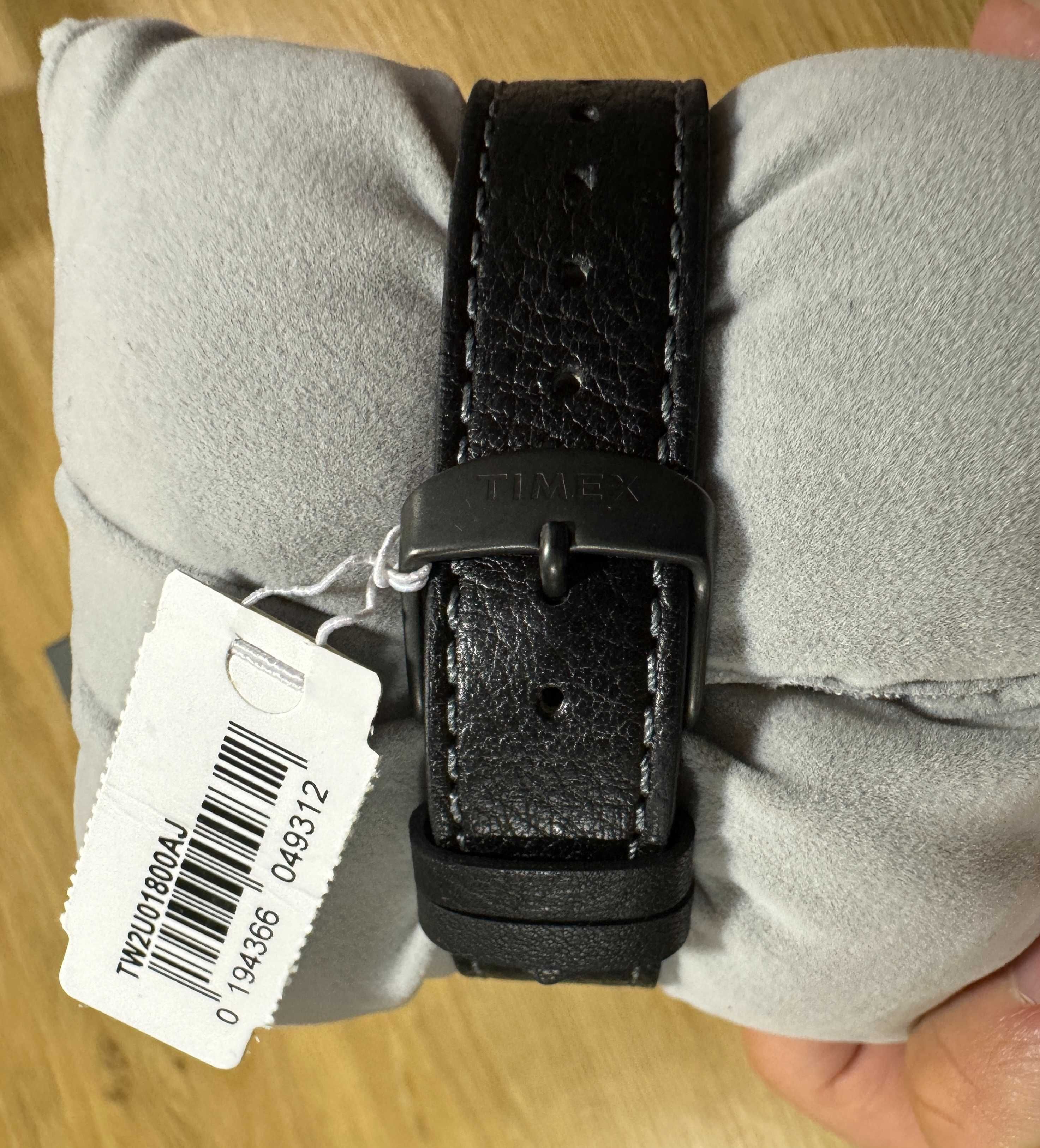 Zegarek klasyczny Timex TW2U01800