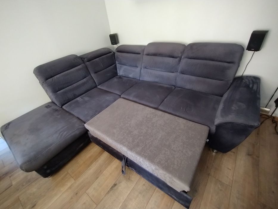 Duży wygodny narożnik Agata meble z regulowanymi zagłówkami 240x230
