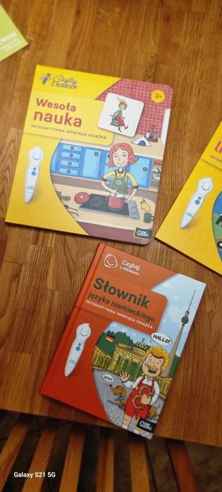 Czytaj z Albikiem  Pióro + 3 książki