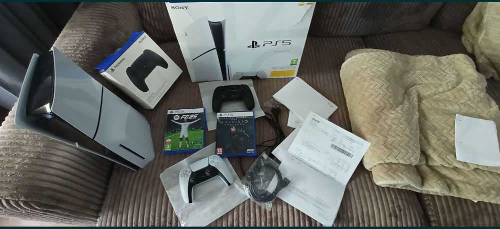 PS 5 nowa, ubezpieczona na 5 lat