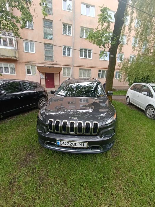 Jeep Cherokee 4x4 limited 2.4 2015 рік