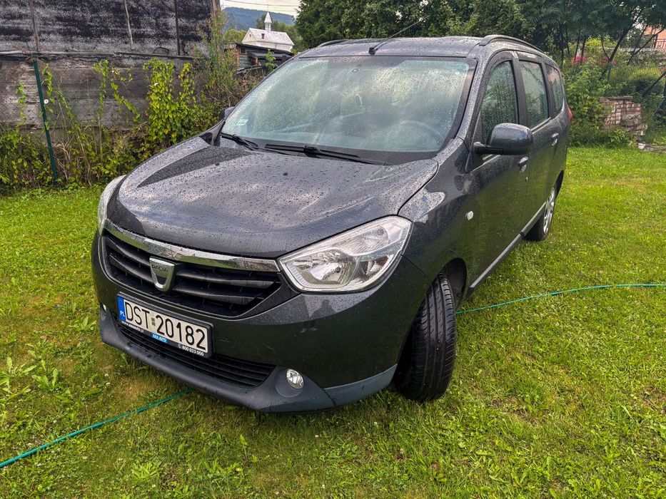 Dacia Lodgy Dacia Lodgy 1.2 TCe 115 KM • 2013 • 5-osobowa