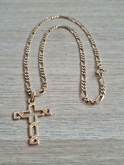 Fio em Ouro com Cruz Malha 3+1 / 19.2 Quilates