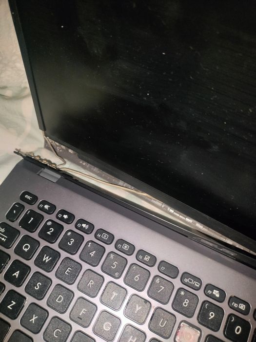 Uszkodzony Laptop Asus notebook D509D