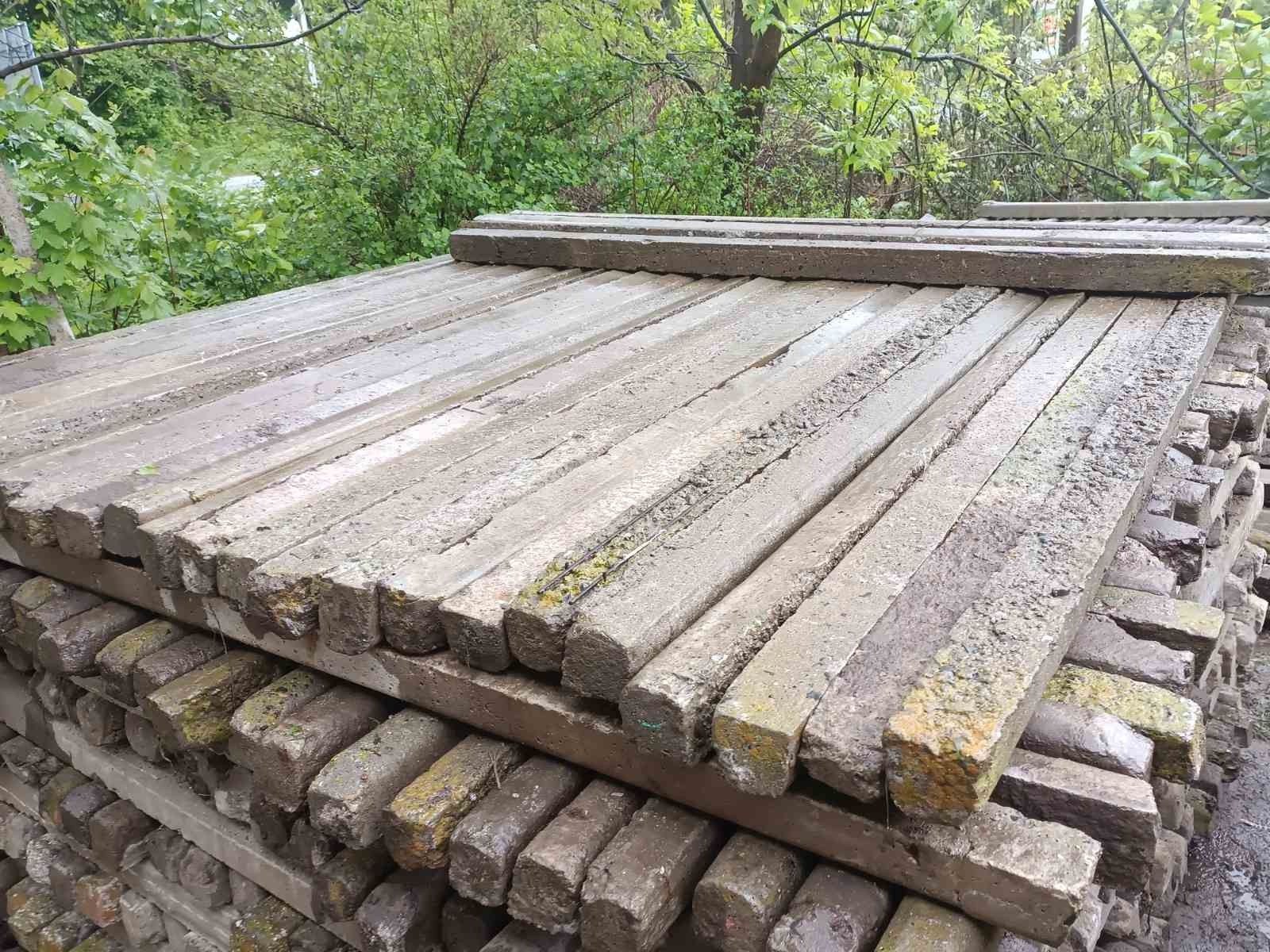 Продам стовпи  залізобетонні