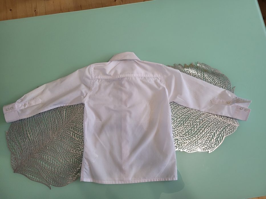 Koszula biała z długim rękawem