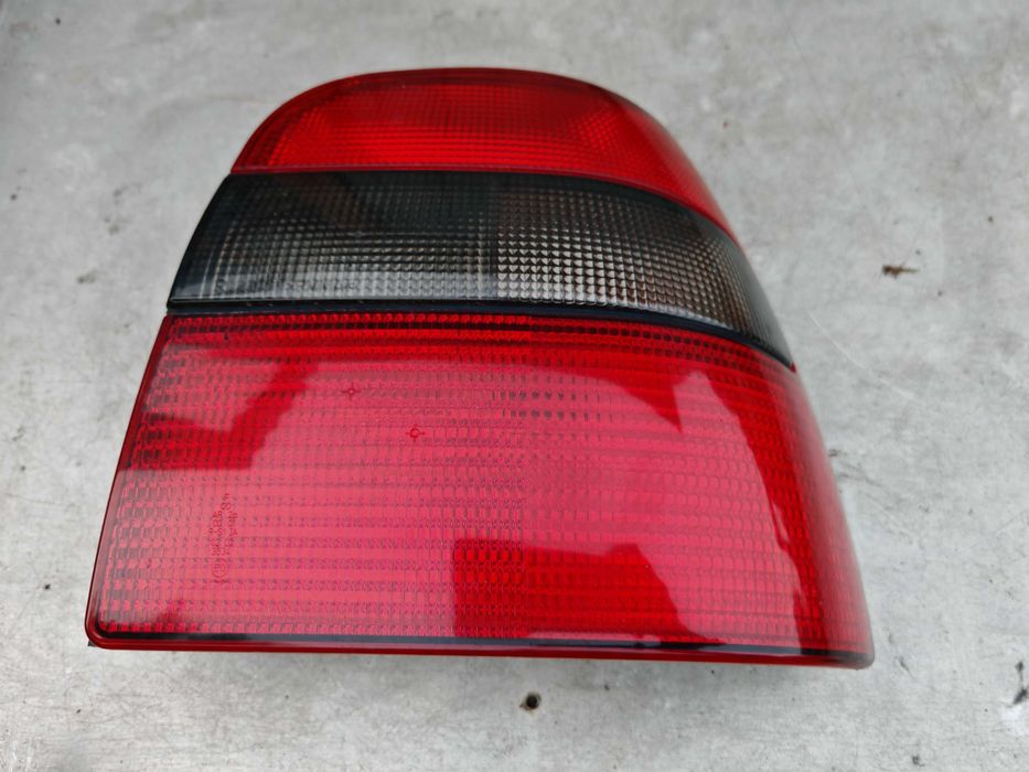 Skoda Felicia Lift Tylna  prawa lampa PTHB