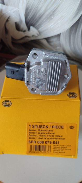 6PR 008 079-041 Датчик рівня масла HELLA