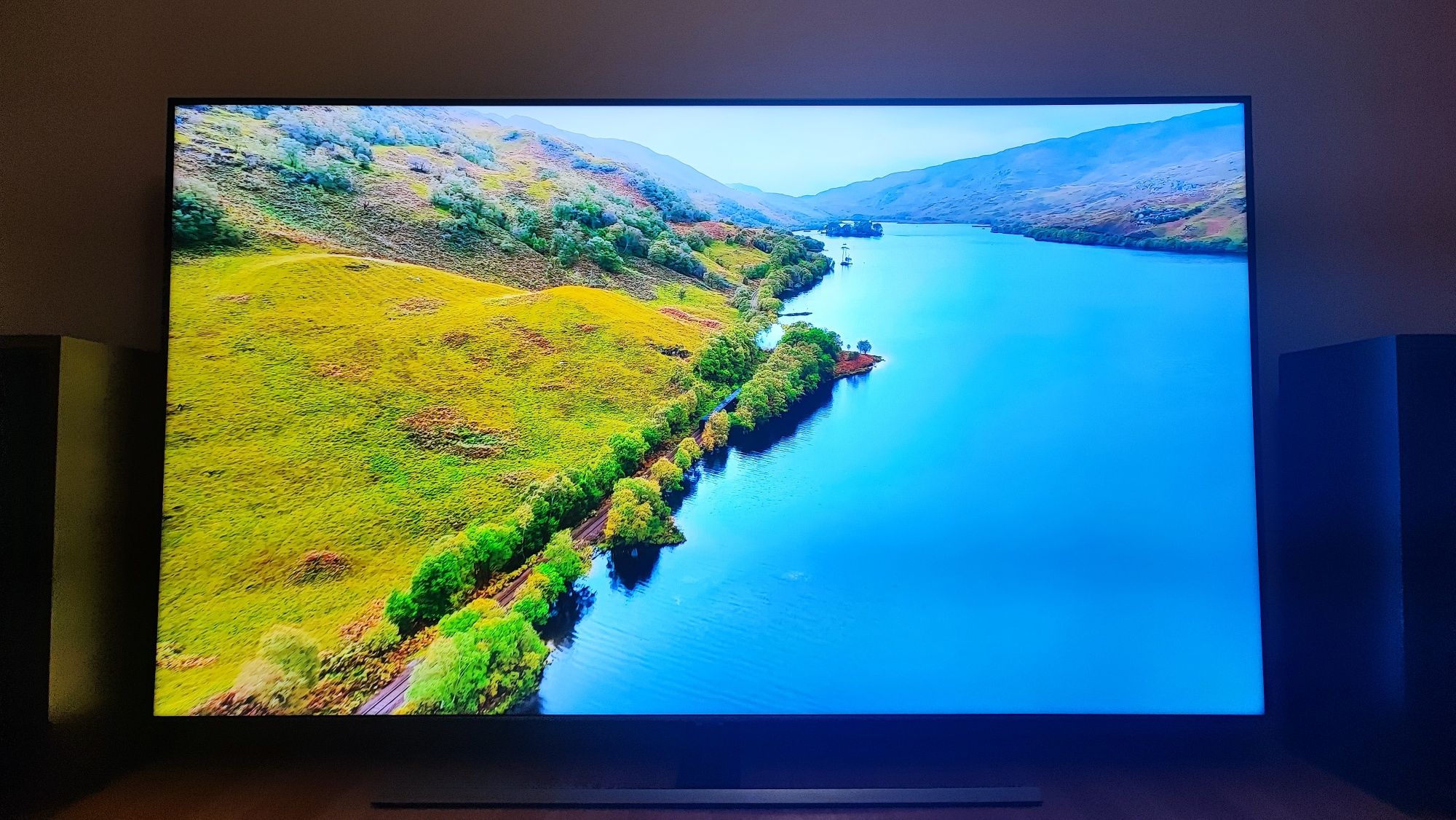 Телевизор Samsung 75 дюймов